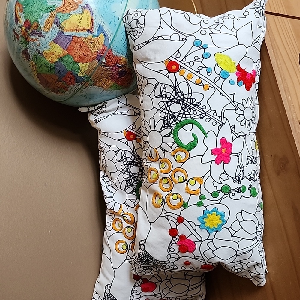 Vintage IKEA Bettan Blom embroidered neck pillow